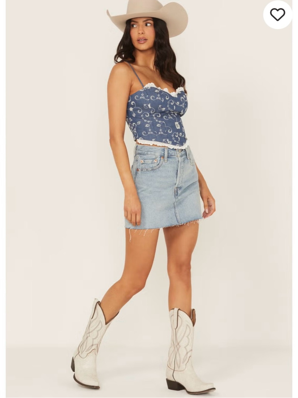 Levi's Women's Icon Light Wash Raw Hem Denim Mini Skirt Size 28